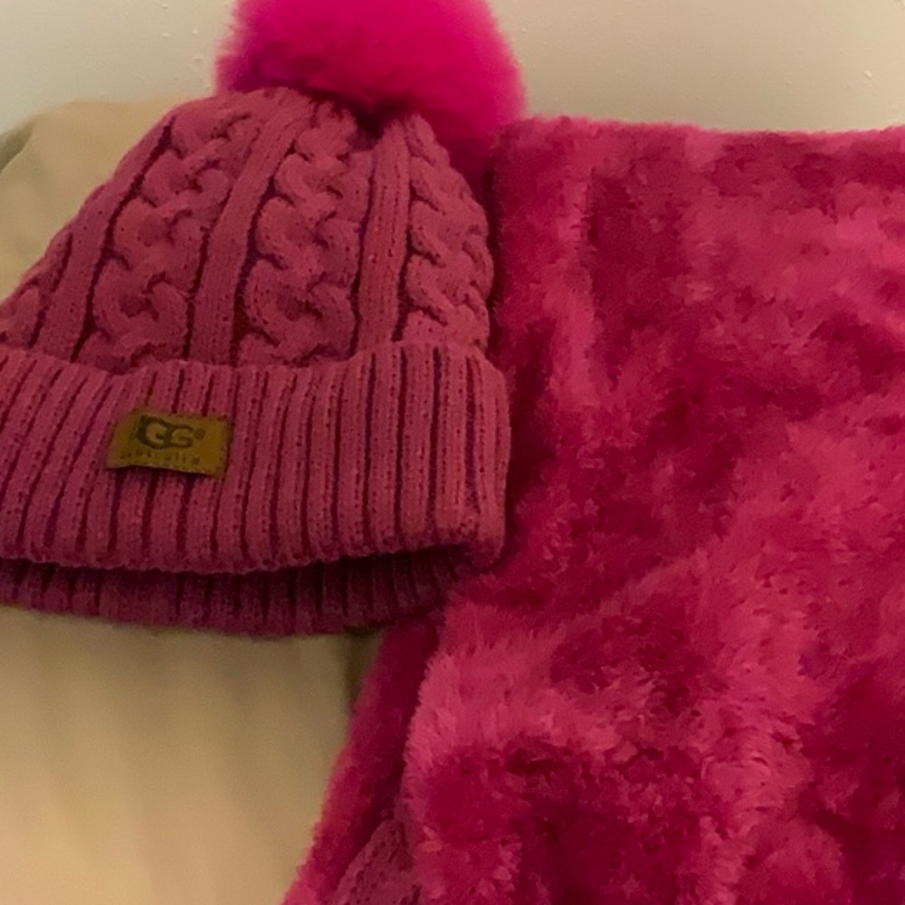 Cozy Pink UGG Knit Hat and Scarf Set